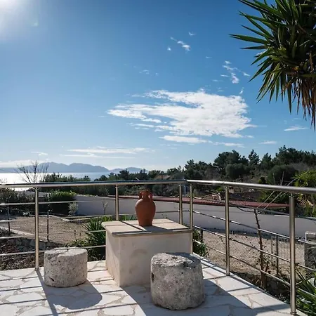 Afrala Vakantiehuis Khalikerí